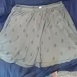 👗Old navy knee length skirt.
